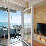 The Blue Pearl 2 Appartement *