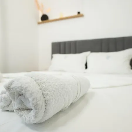 The Blue Pearl 2 Apartment