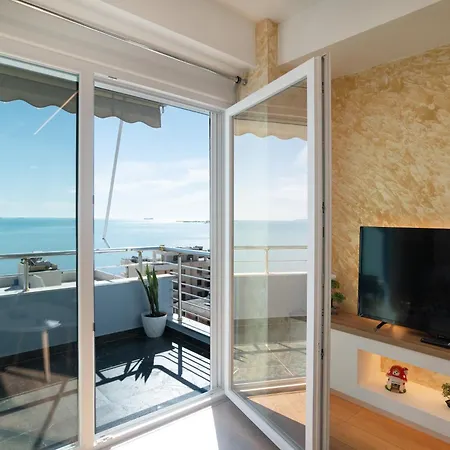 The Blue Pearl 2 Apartment *